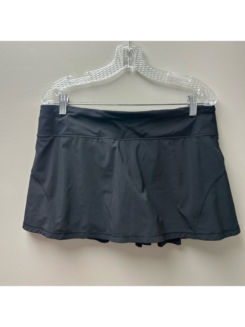 Lululemon Black Circuit Breaker Skirt